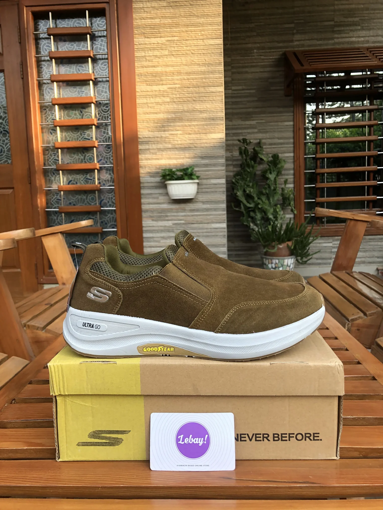Skechers Ultra Go Good Year (Suede Brown)