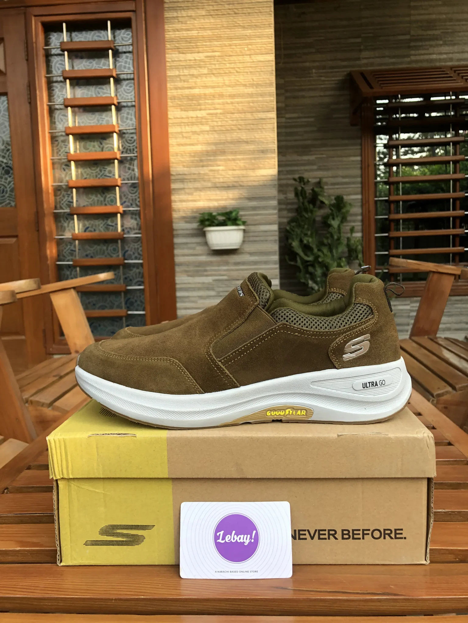 Skechers Ultra Go Good Year (Suede Brown)