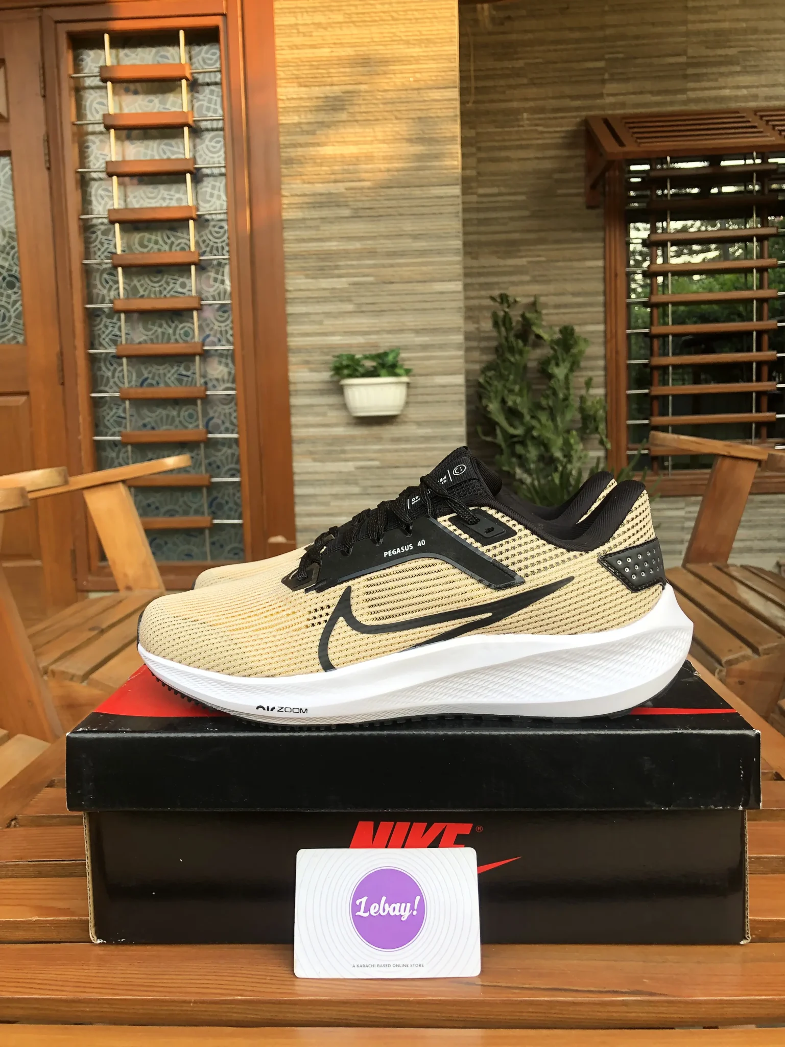 Nike Air Zoom Pegasus 40 (Creame Runners)